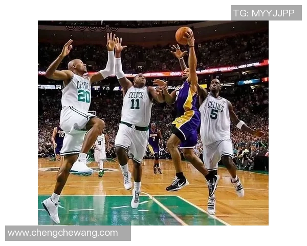 2011年NBA总决赛热火与湖人对决回顾：传奇时刻与球星风采的巅峰之战
